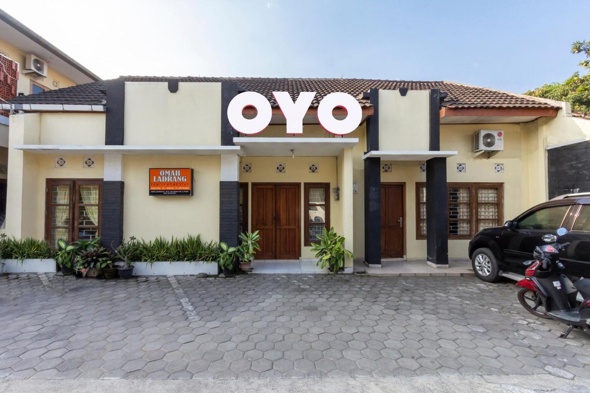 Super Oyo 1150 Omah Ladrang Hotel Kejayan Exterior photo